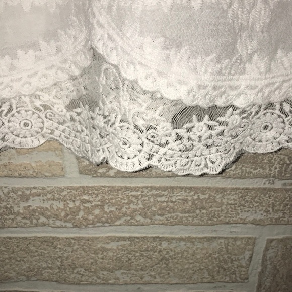 ✅Coco + Jaimeson Semi Sheer Embroidered Short Sleeve Dress/Beach Cover Up - Picture 5 of 8